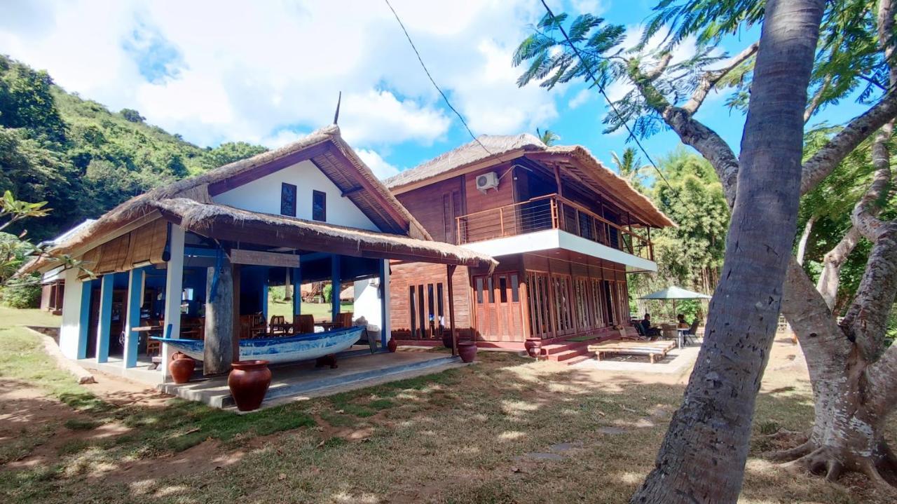 Khabita Beach Resort Lembar  Екстер'єр фото