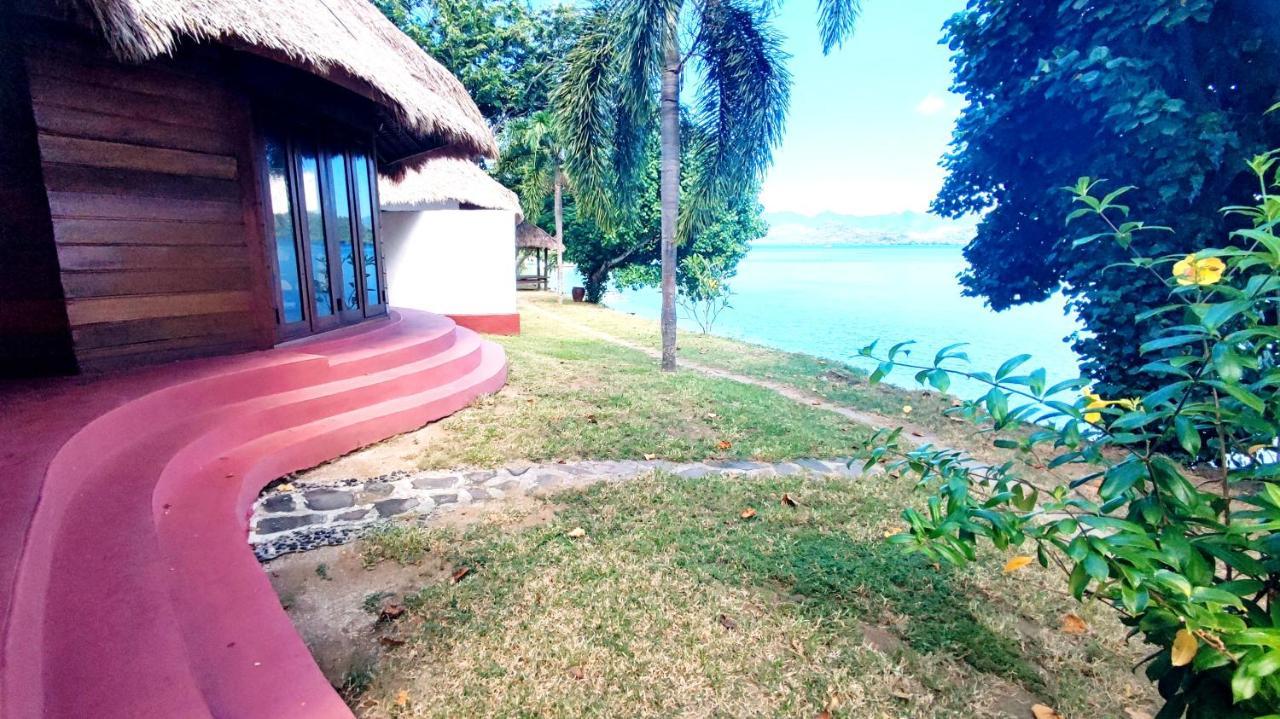 Khabita Beach Resort Lembar  Екстер'єр фото