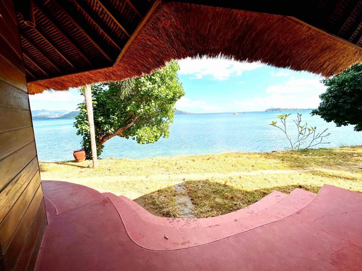 Khabita Beach Resort Lembar  Екстер'єр фото