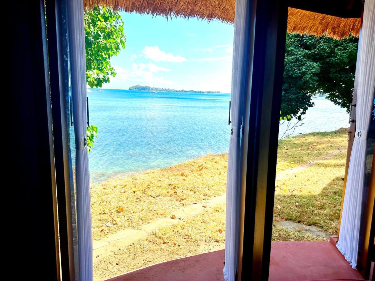 Khabita Beach Resort Lembar  Екстер'єр фото